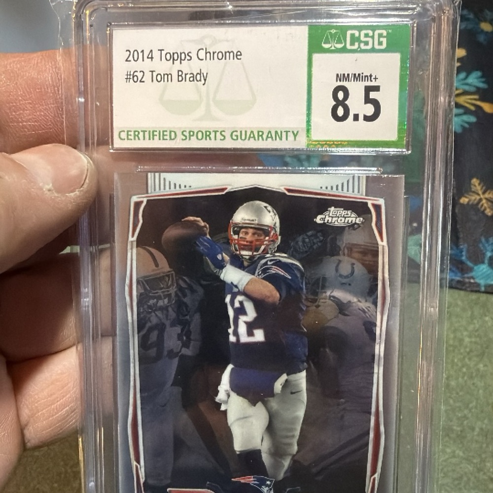 2014 Tom Brady Topps Chrome Football Card grade 8.5